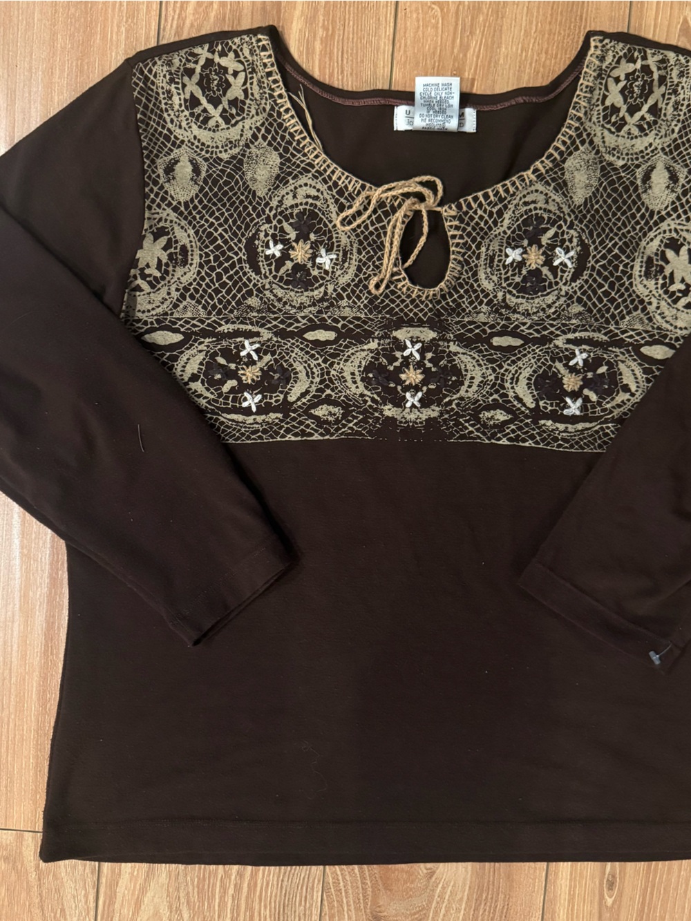Ecote Brown Embroidered Crochet Accent 3/4 sleeve top, boho vintage